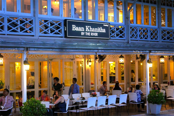Nhà hàng Baan Khanitha là địa chỉ lý tưởng của du khách nước ngoài mỗi khi đặt chân tới Bangkok.