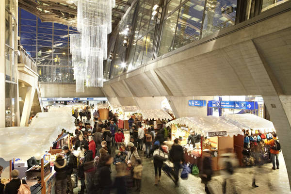 Một góc chợ Giáng sinh trong nhà ga trung tâm ở Zurich - Ảnh: wp Một góc chợ Giáng sinh trong nhà ga trung tâm ở Zurich - Ảnh: wp