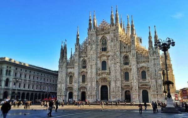  Nhà thờ chính tòa Milan, Milan, Italy Năm xây dựng: 1386-1965 Diện tích: 10.186 m²