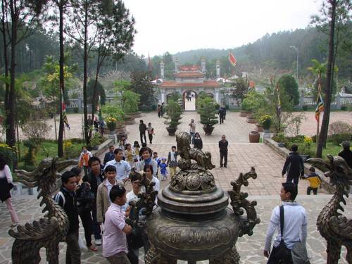 Du lịch Huế - Trung tâm văn hóa Huyền Trân - iVIVU.com