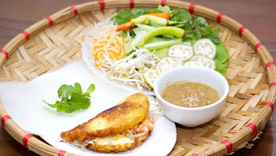 Món ngon Quảng Trị - bánh khoái - iVIVU.com