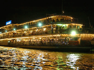Tàu du lịch đêm ở Sài Gòn - iVIVU.com