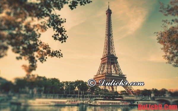 Chặng 3: Tháp Eiffel - cầu Bir Hakeim - tháp Montparnasse