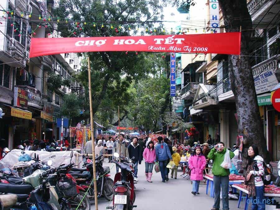 Chợ Hoa Tết Hà Nội