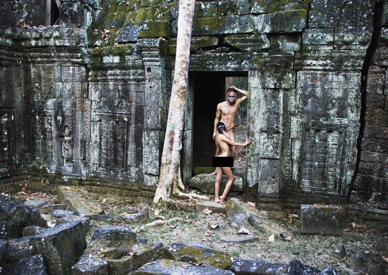 Campuchia cam du khach mac ho hang o Angkor anh 2