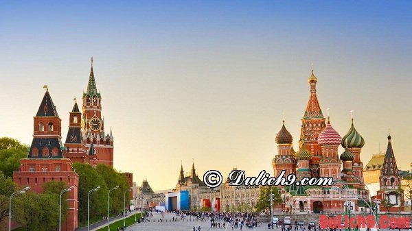Kinh nghiệm đặt vé máy bay du lịch Moscow mùa cao điểm du lịch
