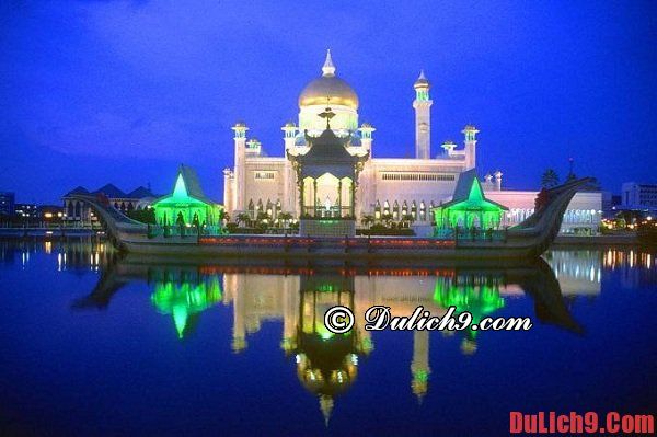 Kinh nghiệm du lịch Brunei tự túc: Du lịch Brunei đi đâu chơi, ăn gì ngon rẻ?