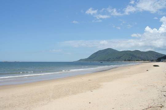 Thiên Cầm - Bãi biển đẹp nhất Hà Tĩnh