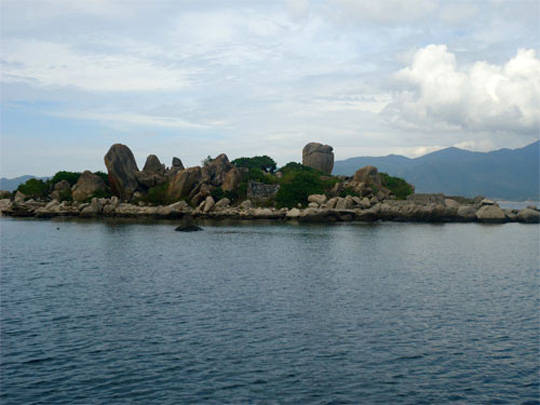 Đảo Bình Ba - Khánh Hòa - iVIVU.com