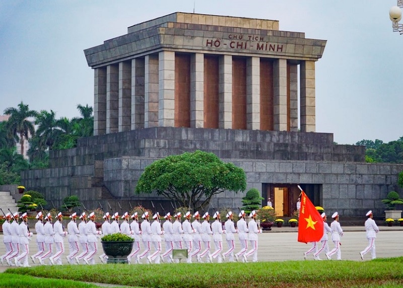 Địa điểm du lịch Hà Nội 1 ngày, Lăng chủ tịch Hồ Chí Minh