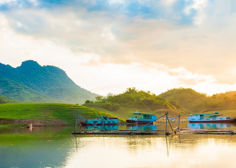 Kinh nghiệm du lịch Thung Nai, Thung Nai có gì đẹp?
