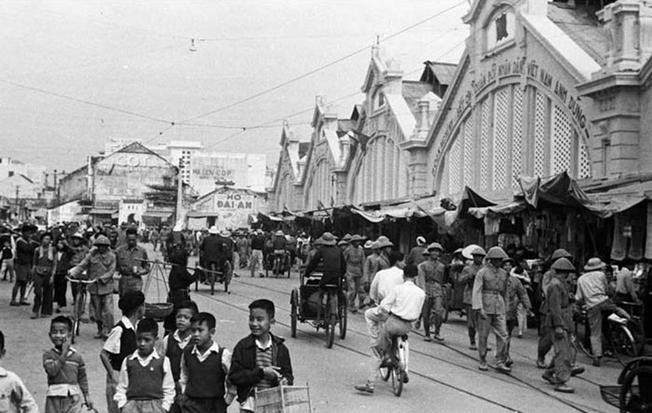 Chợ Đồng Xuân năm 1954