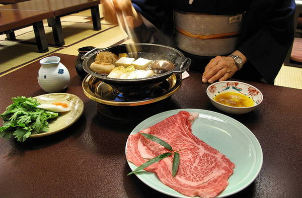 Du lich Nhat Ban - Nhà hàng Sukiyaki