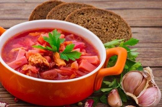 Món súp củ dền có nguồn gốc từ Ukraine