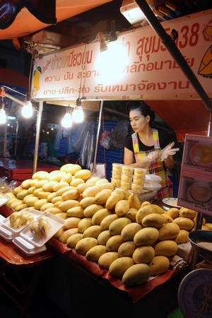 Du lịch Bangkok thưởng thức 10 món ăn 'ngon-bổ-rẻ'