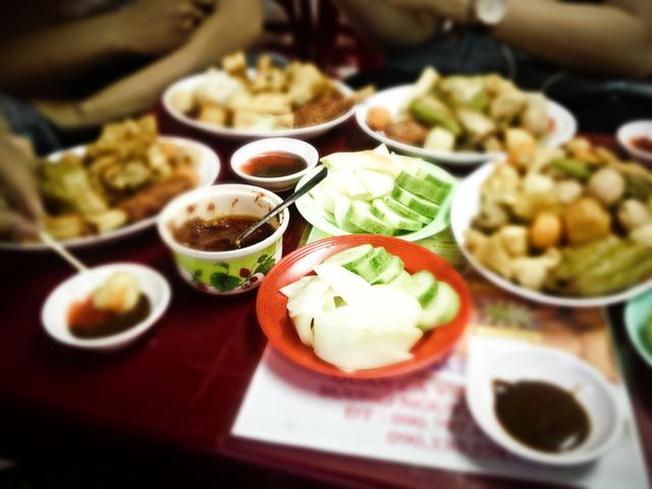 Đa dạng những món ăn vặt ở Bùi Thị Xuân – địa điểm du lịch Đà Nẵng thu hút