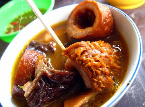9 món ăn vặt Sài Gòn ngon khó cưỡng