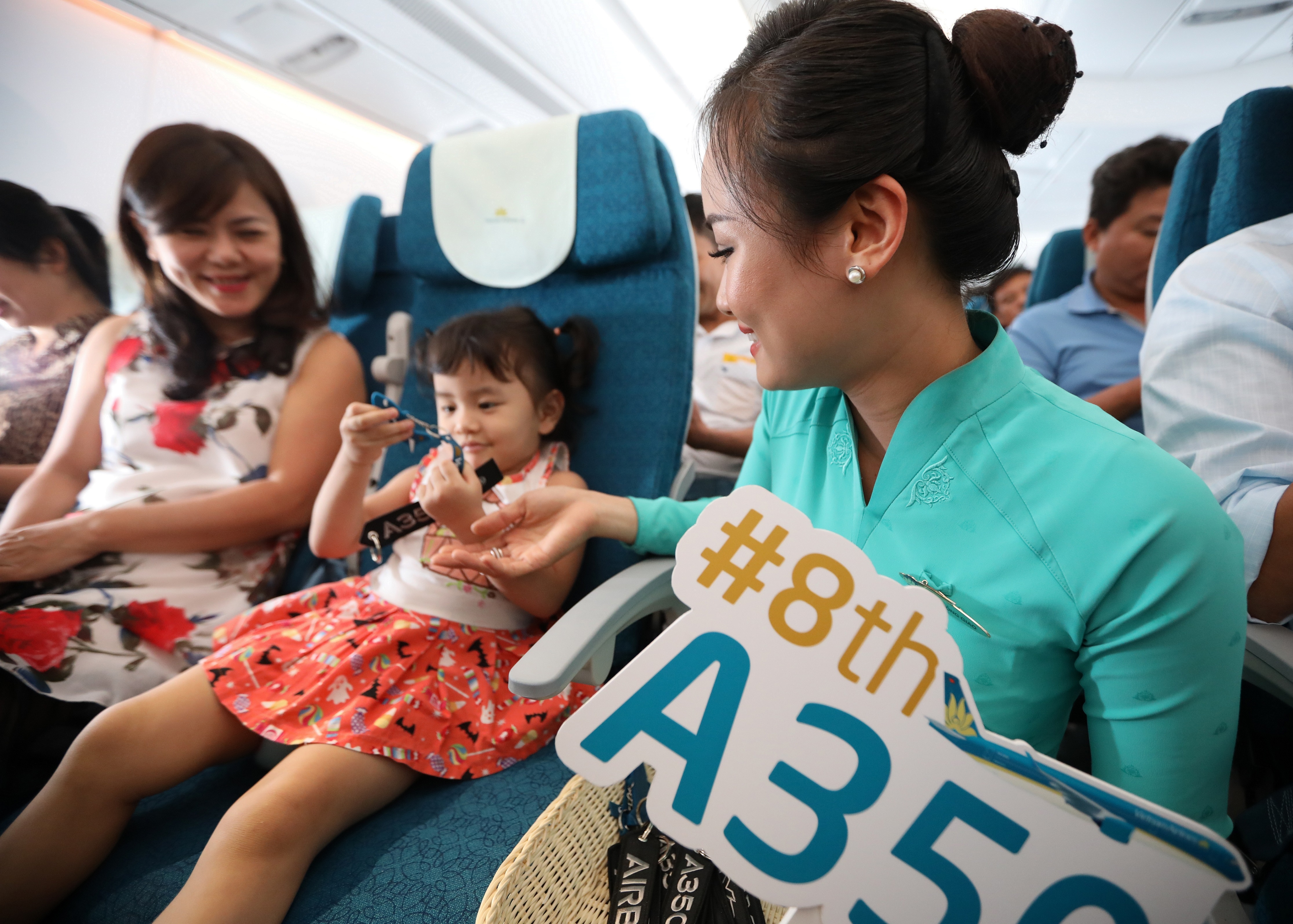 hanh khach Vietnam Airlines di may bay Airbus A350 anh 7