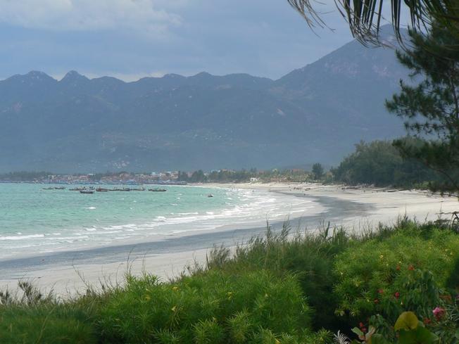 Dốc Lết bãi biển đẹp nhất Nha Trang