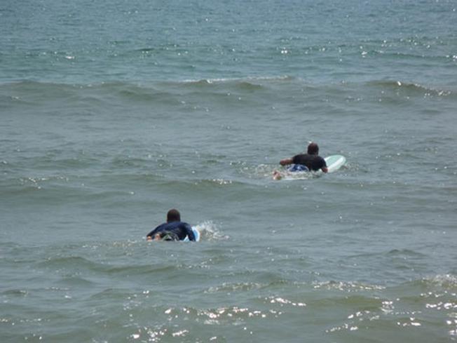 Bộ môn lướt sóng này còn khá mới mẻ đối với mọi người yêu thích mạo hiểm trên biển
