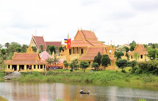Làng Văn hoá - Du lịch các dân tộc Việt Nam