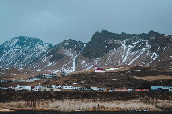 chinh-phuc-iceland-song-bang-vuc-tuyet-va-nhung-ngon-nui-lua-ngu-quen-ivivu-5