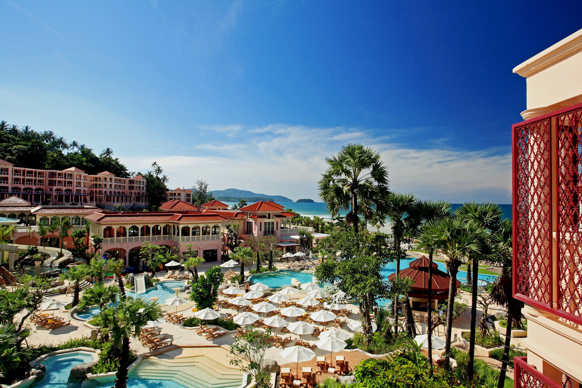 Centara-Grand-Beach-Resort-Phuket-ivivu-2