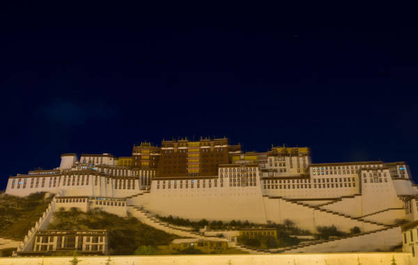 Potala về đêm