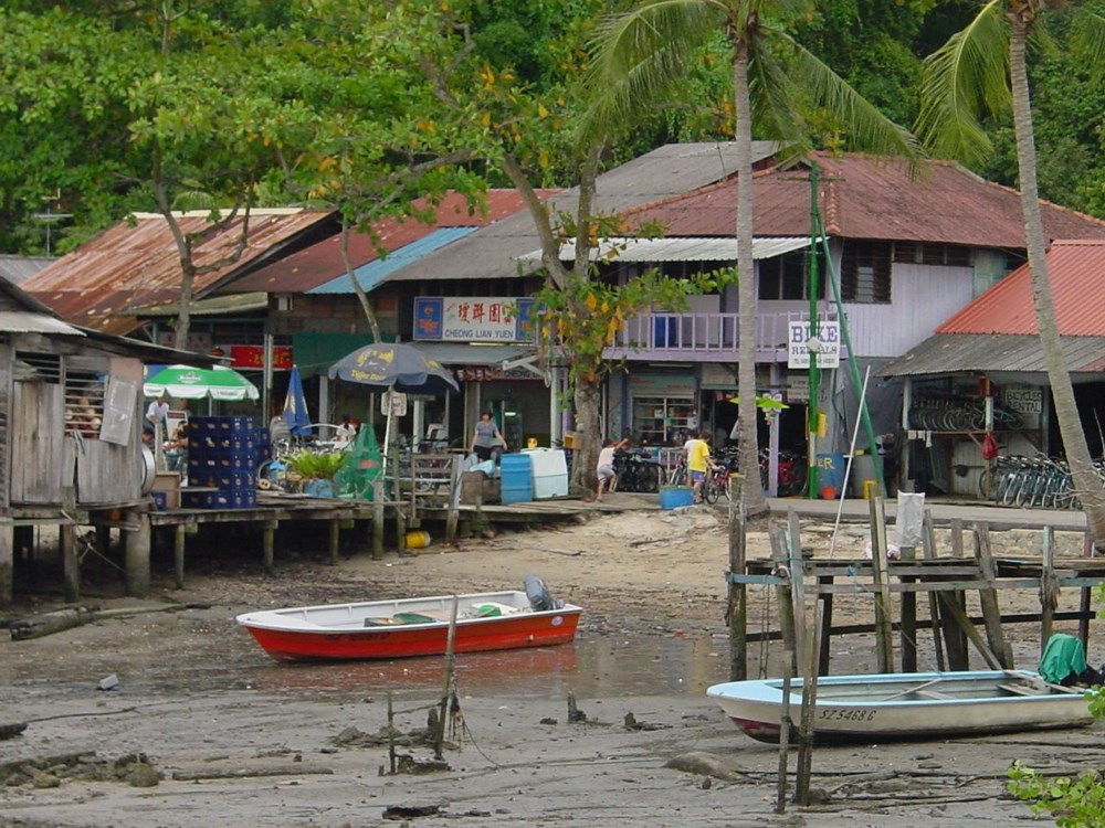 Hiện chỉ có chưa đầy 100 hộ dân sinh sống trên đảo Pulau Ubin. Ảnh: Henry.