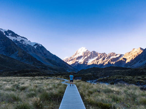 Anh đến dưới chân núi Mt. Cook - ngọn núi cao nhất và nguy hiểm nhất cNew Zealand