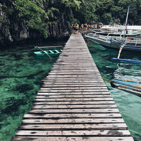 dao-coron-thien-duong-lan-bien-dep-me-hoac-chi-cach-viet-nam-3h-bay-ivivu-17