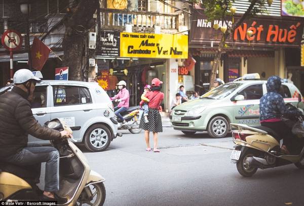 Mate Valtr cho biết: “Ngay cả việc sang đường đôi khi cũng có vẻ thật điên rồ, nhưng cả thành phố thực sự rất thoải mái”.