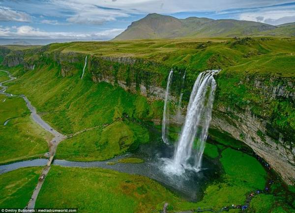 Phim James Bond, Prometheus và Oblivion cũng từng được quay tại Na Uy và Iceland