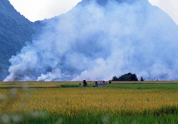 Mùa gặt Bắc Sơn qua rất nhanh. Chỉ trong vòng 1 tuần, lúa sẽ được thu hoạch hết. Hiện nay, nông dân Bắc Sơn áp dụng cơ giới hóa, gặt bằng máy nên tốc độ càng được đẩy cao.