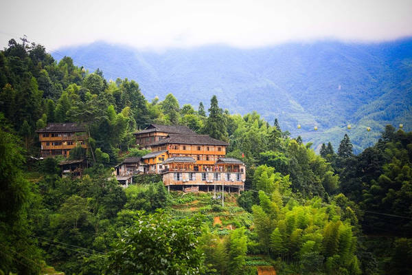 Ruộng bậc thang Long Tích.