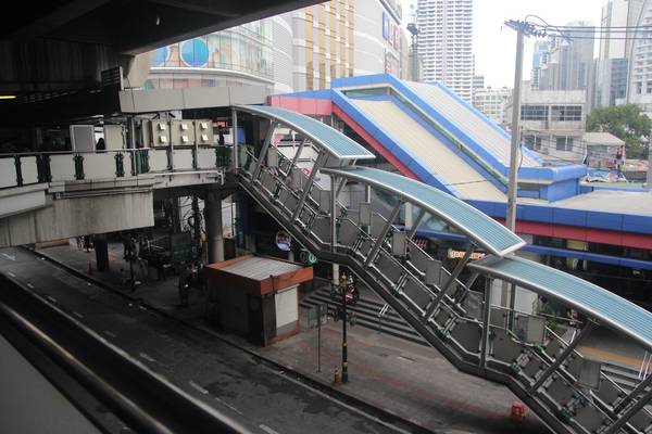 tau-dien-tren-cao-bangkok-ivivu-5