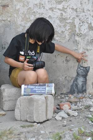 Phố cổ George Town là thủ phủ của Penang. Trong lòng George Town có một khu nghệ thuật đường phố thuộc hàng nổi tiếng nhất châu Á, thu hút nhiều bạn trẻ tới chụp hình.