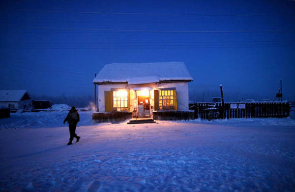 Ở Oymyakon chỉ có một cửa hàng bán mọi thứ mọi người cần