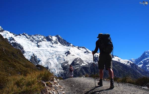 Có hàng trăm cây số đường mòn leo núi, thích hợp cho việc đi bộ ở khắp New Zealand. (Ảnh planitnz)