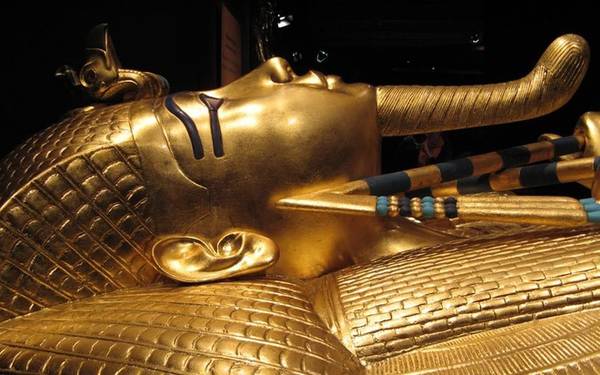 Tutankhamun - Ai Cập Mộ của Tutankhamun được phát hiện năm 1922. Trong khi chiếc mặt nạ của vị pharaoh thứ 18 hiện nằm trong Bảo tàng Cairo, xác ướp của ông vẫn nằm trong ngôi mộ ở Thung lũng các vị vua, gần Luxor.