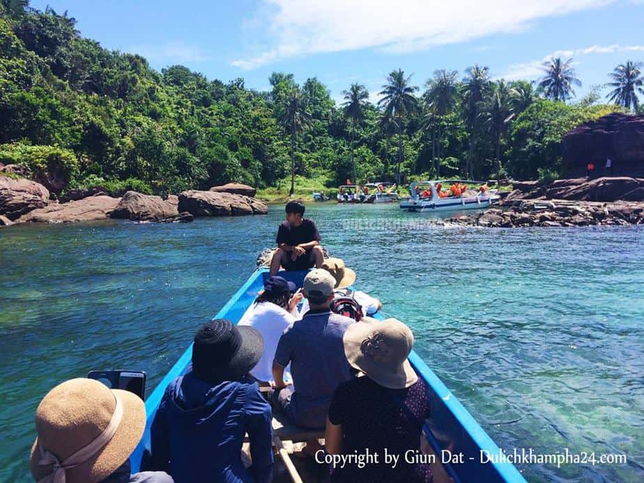 Tour-hon-mong-tay-may-rut-dam-ngang-phu-quoc-14