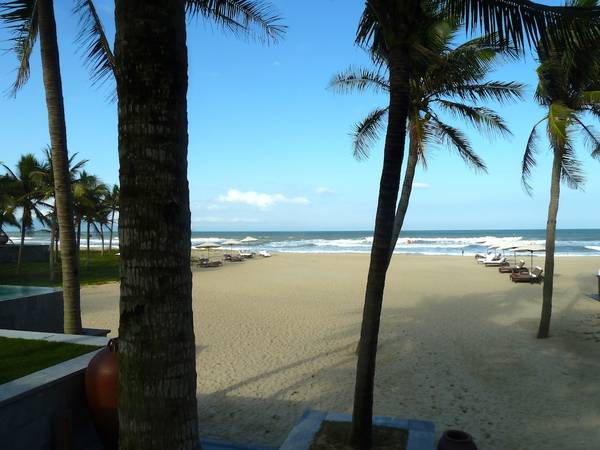 Du lich Hoi An - Bãi biển đẹp và yên tĩnh, là một nơi lý tưởng để nghỉ ngơi, thư giãn.