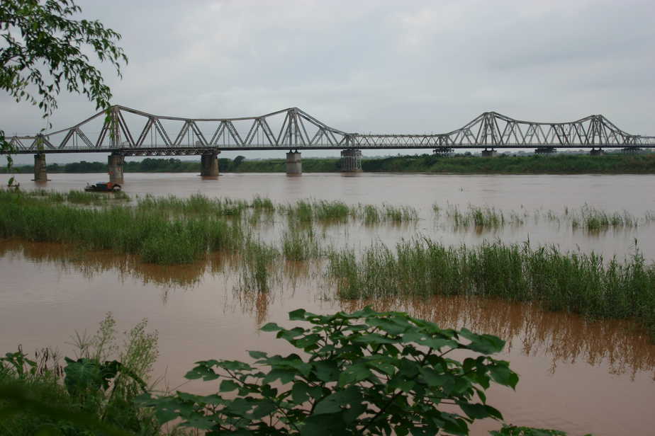 Cầu Long Biên