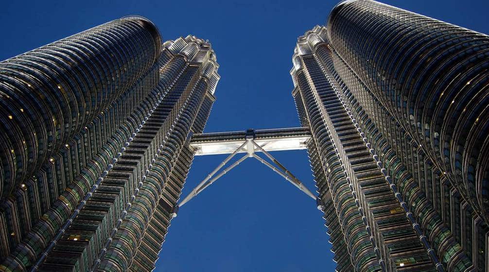 skybridge-thap-doi-petronas