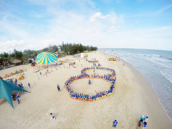 Hình ảnh toàn khu Coco Beach Camp nhìn từ trên cao. Ảnh: Ngô Quốc Tài