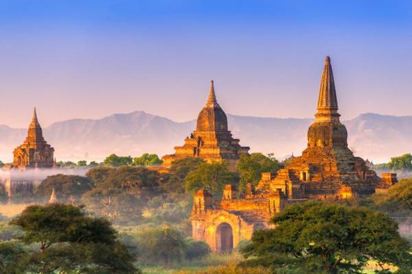 Bagan là điểm đến mang lại cho du khách nhiều điều bất ngờ. Ảnh: Magazine.tripzilla.com