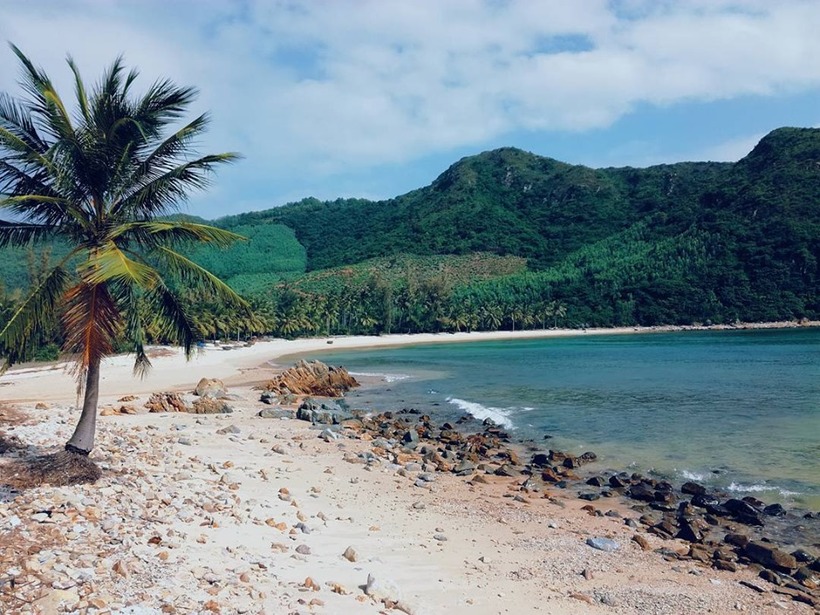 Bãi Ôm - Bãi Rạng Phú Yên nơi đẹp hoang sơ, chưa có sự “thao túng” của con người