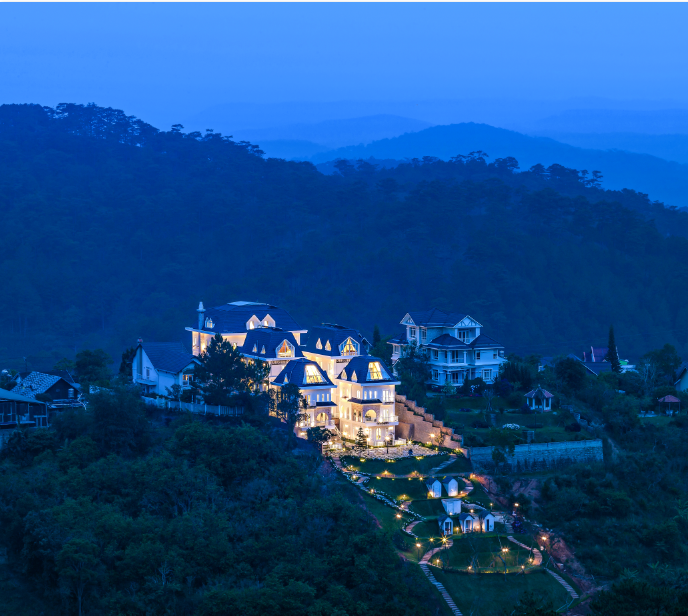 Dalat De Charme Village