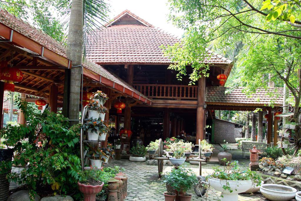 Đông Á Núi Cốc Resort Thái Nguyên