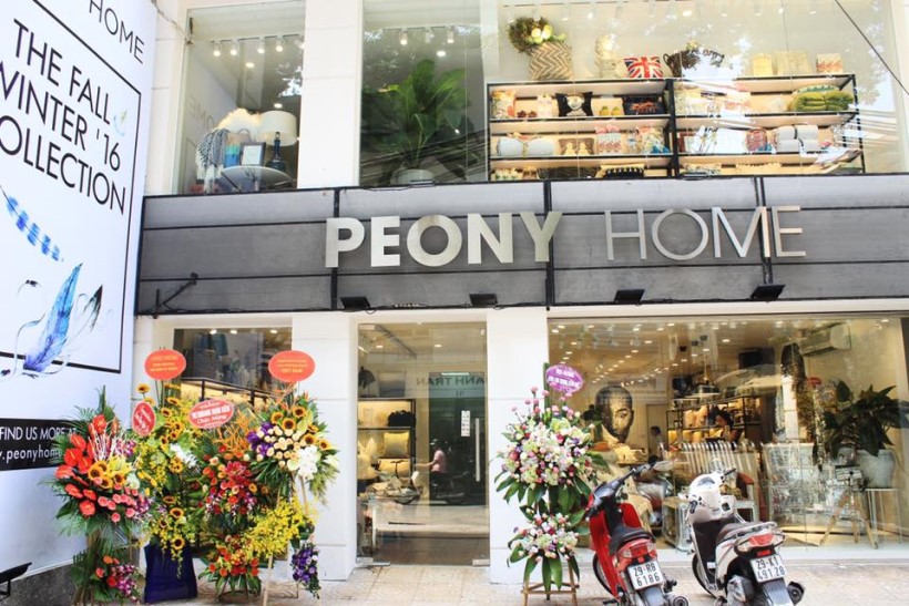 Shop decor homestay